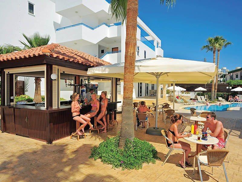 Petrosana Hotel Apartments Ayia Napa Exterior foto