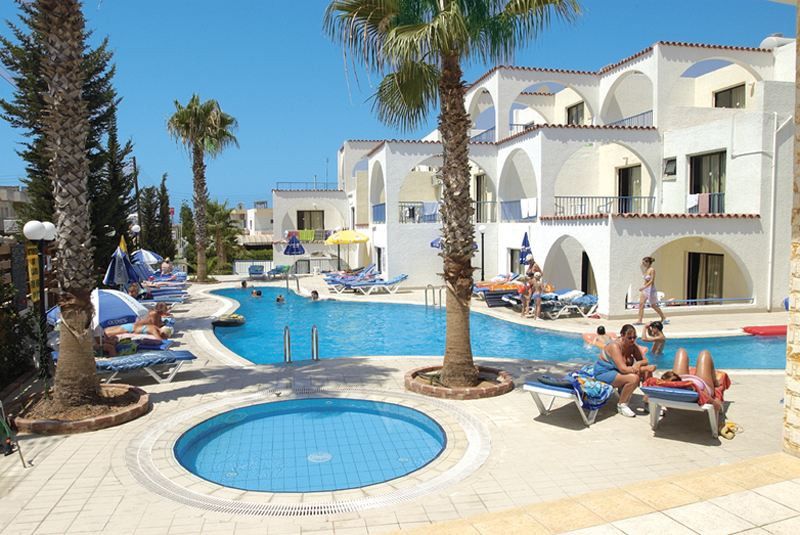 Petrosana Hotel Apartments Ayia Napa Exterior foto
